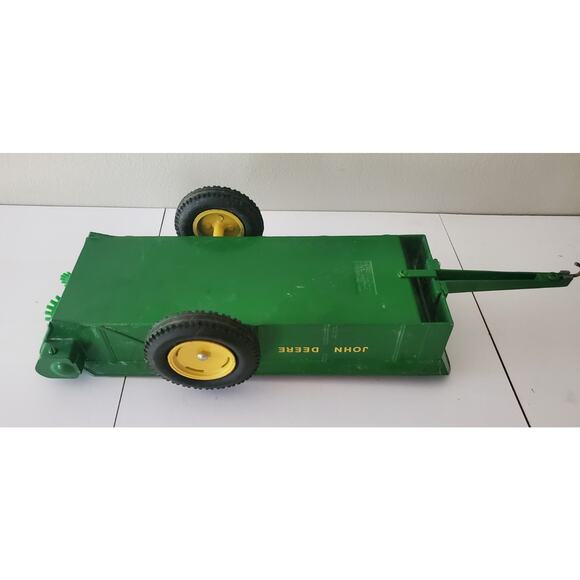 Ertl John Deere Model 44 Manure Spreader Boxed 1/16 - Picture 5 of 11